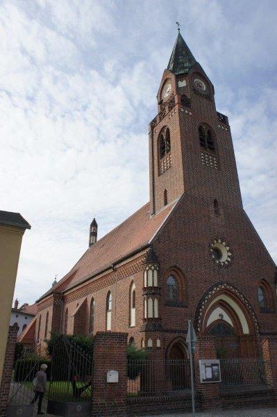 Kirche Rosenkranzkönigin in Ketzin/Havel